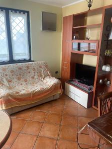 Foto dalla galleria di Casa Gatti: villa con giardino con accesso indipendente a Rivanazzano