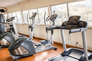 Phòng/tiện nghi tập thể dục tại Hotel Plaza San Martin