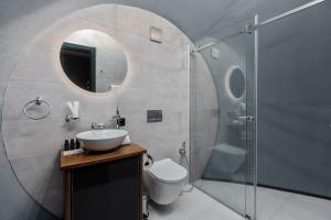 Baðherbergi á Hotel Qvevrebi