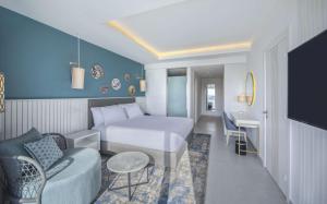Hilton Skanes Monastir Beach Resort的休息区
