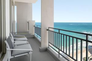 Balkón nebo terasa v ubytování San Juan Marriott Resort and Stellaris Casino