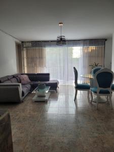 Posezení v ubytování Apartamento cerca a la Basílica de Buga