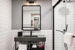 Fotografie z fotogalerie ubytování Moxy Halifax Downtown v destinaci Halifax