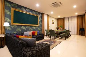 Posezení v ubytování Nagawari Art Maldives BBQ Pattaya Villa