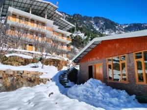 Hotel Lotus Retreat през зимата
