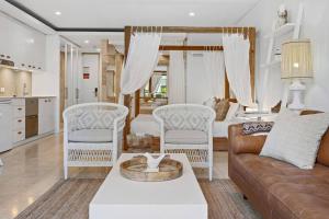 Posezení v ubytování La Petit Unite - Luxe Santai Studio by uHoliday