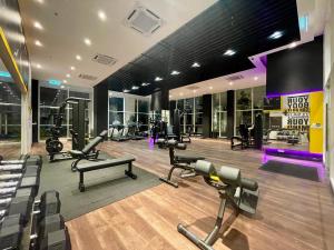 Centrul de fitness și/sau facilități de fitness de la Quill Residence KLCC by Hausome
