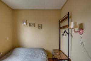 Ένα ή περισσότερα κρεβάτια σε δωμάτιο στο Chalet Louis +48 φωτογραφίες