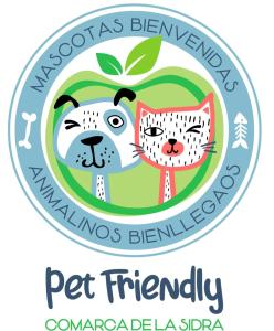 un logotipo para un perro y un gato en Alojamiento Monte y Mar en La Isla