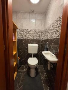 PlatánWood ComfortHome 8900 Zalaegerszeg, 9.B Platán sor Fsz.3 ajtó kép - 2