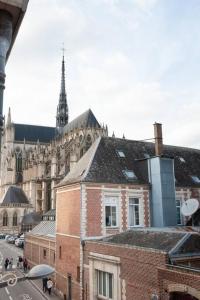 Nabolaget omkring lejligheden eller i nærheden