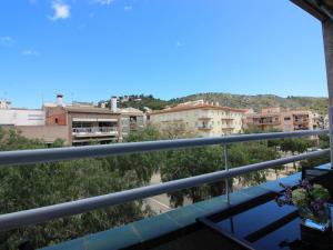 a view of the city from the balcony at Apartamento Roses, 1 dormitorio, 4 personas - ES-228-110 in Roses