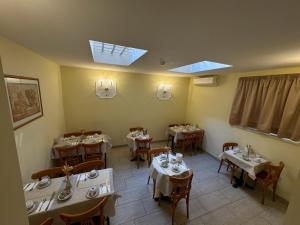 Restaurace v ubytování Hotel RomAntica