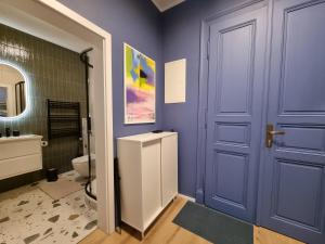 Kúpeľňa v ubytovaní 7th Heaven Apartment close to metro and center + 20 fotografií