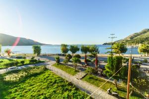 Gallery image of Blue Hug Apartments in Plataria