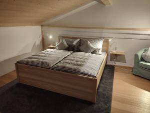 Postel nebo postele na pokoji v ubytování Moarhof Ferienwohnung2