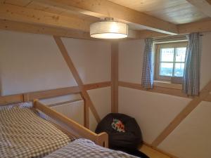 Postel nebo postele na pokoji v ubytování Moarhof Ferienwohnung2
