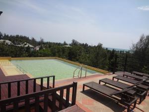 A view of the pool at Lanta for Rest Boutique or nearby