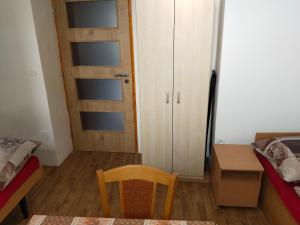 Posteľ alebo postele v izbe v ubytovaní Apartmán se dvěma ložnicemi