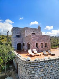 Fotografia z galérie ubytovania Athevillas Chrysoula v destinácii Mézapos + 37 fotografií