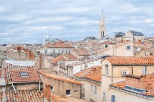 Γενική άποψη της πόλης Μονπελιέ ή θέα της πόλης από  αυτό το διαμέρισμα