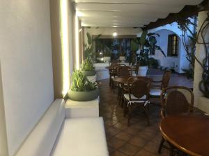 A seating area at Hotel Redebora
