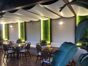 A seating area at Hotel Redebora