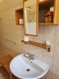 Koupelna v ubytování Reyes Suite & Rooms