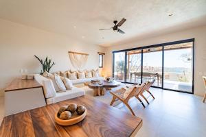 Χώρος καθιστικού στο 3039 - Amanecer L1