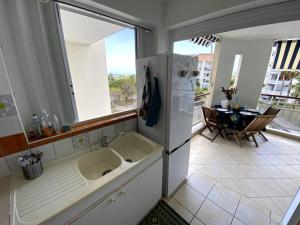 Φωτογραφία από το άλμπουμ του Appartement - Vue mer et montagne σε Sainte-Luce