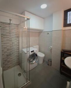 Koupelna v ubytování Stylish 2-Bedroom Apartment Yumbo