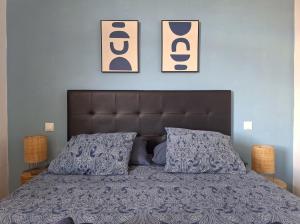Postel nebo postele na pokoji v ubytování Stylish 2-Bedroom Apartment Yumbo