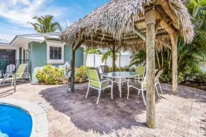 Bazén v ubytování Blue Lagoon 1 nebo v jeho okolí