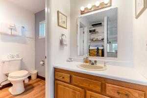 Ένα μπάνιο στο Neskowin Resort Unit #203