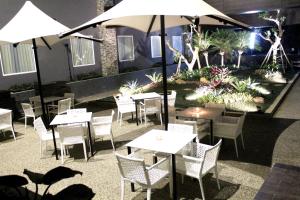 Zahrada ubytování Bonnet Hotel Surabaya