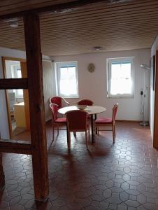 Ein Sitzbereich in der Unterkunft Hotel Anker
