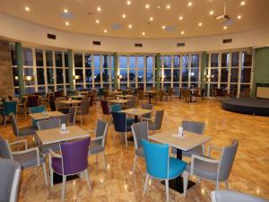 Gallery image of Hotel Delfin in Izola