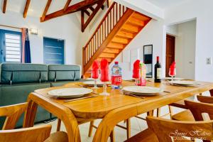 Posezení v ubytování Villa T4 La Sagesse WS - Piscine Privée