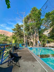 Bazén v ubytování EL BOSQUE RESORT CORON nebo v jeho okolí