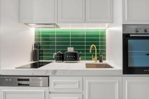 Η κουζίνα ή μικρή κουζίνα στο Art Deco - Collingwood Hideaway +11 φωτογραφίες