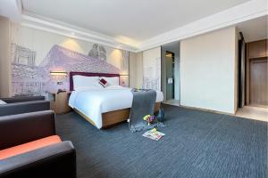 Gallery image of Yizhi Hotel - Guangzhou Zhujiang New Town Huashi Subway Station Branch Free shuttle buses at the Canton Fair in Guangzhou