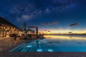 Bazén v ubytování Jawakara Islands Maldives nebo v jeho okolí