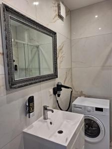 Ένα μπάνιο στο Hotel Klimt +122 φωτογραφίες