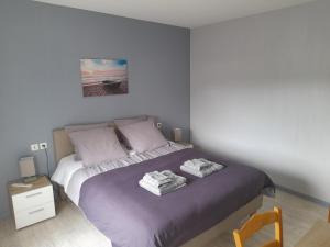 Postel nebo postele na pokoji v ubytování Auberge de la vallée de la douve