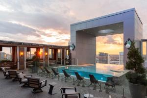 a pool on the roof of a building at The Westin Nashville in Nashville