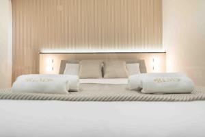 Ένα ή περισσότερα κρεβάτια σε δωμάτιο στο Elegant apartment in historic center by REMS