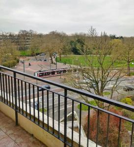 Gambar di galeri bagi Appartement Barbieux - Roubaix - 15min de Lille di Roubaix