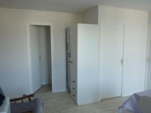 Fotografia z galérie ubytovania Appartement avec WIFI gratuit, proche plage de Trestraou PERROS-GUIREC - Réf 859 v destinácii Perros-Guirec