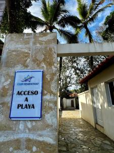 Chứng chỉ, giải thưởng, bảng hiệu hoặc các tài liệu khác trưng bày tại Juan Dolio, Beach Access 2 BR Apt Salitre Tower front of Club Hemingway