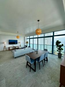 Khu vực ghế ngồi tại Juan Dolio, Beach Access 2 BR Apt Salitre Tower front of Club Hemingway